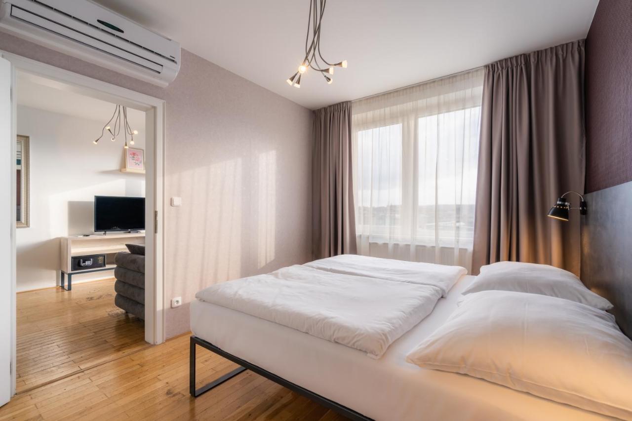 Ea Aparthotel Melantrich Prága Kültér fotó